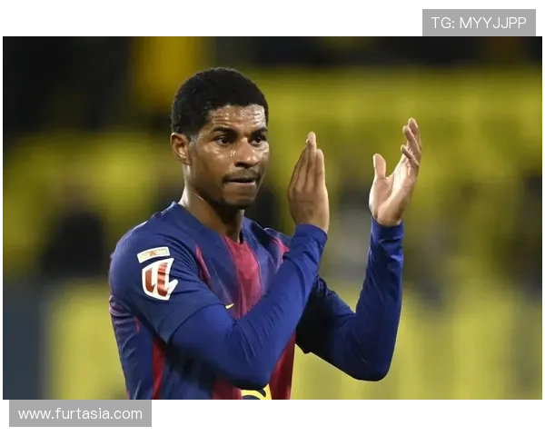 拉什福德边路突破助曼联状态回暖，精彩表现提升球队斗志