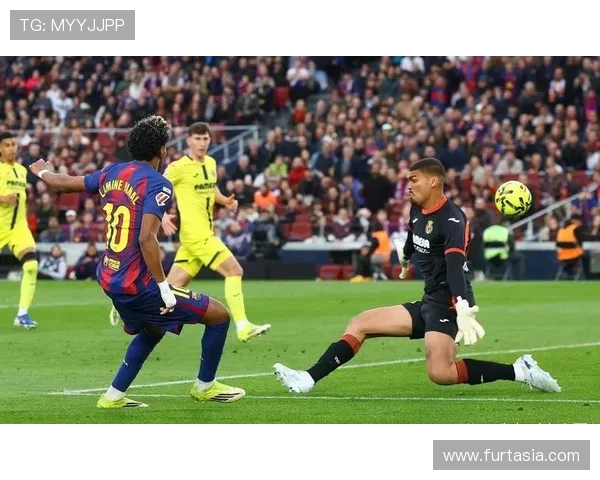 巴萨近期表现回升背后问题显现,是否具备持续竞争力成为关键考验